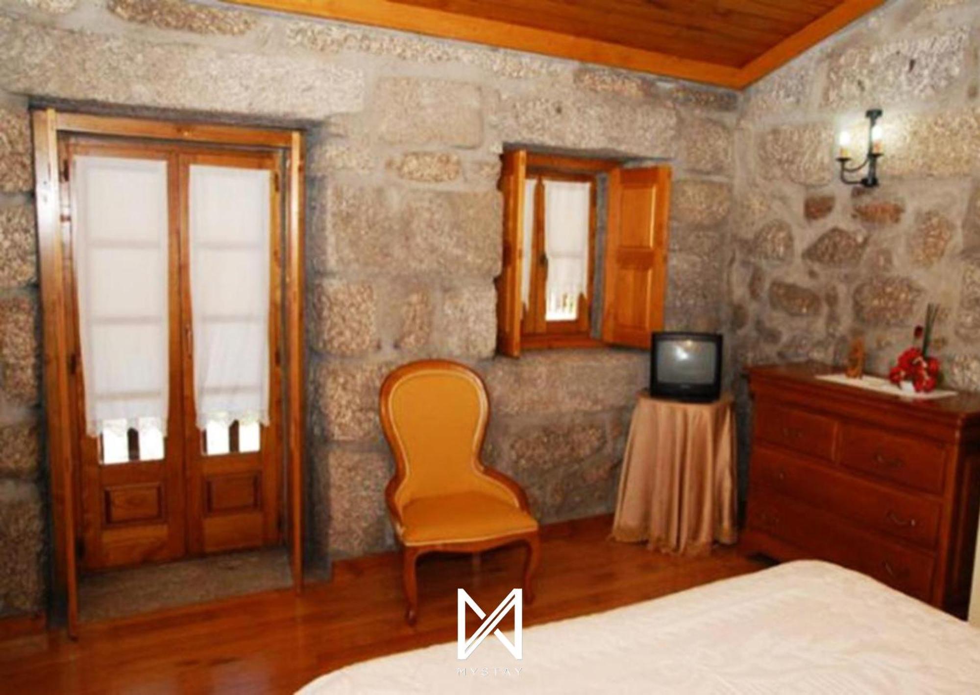 Mystay - Quinta Dos Vieiras Mosteiro  Exterior photo